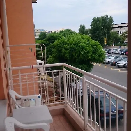 за гости мh Апартамент